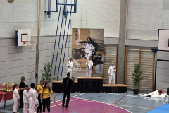 22-06-12-13-00-10-4494